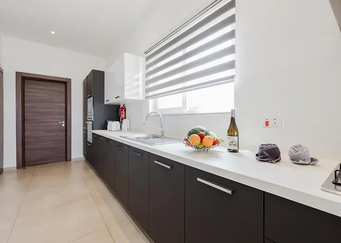 Apartment Fl9 Thelodge-sea View W Huge Terrace By Homely *